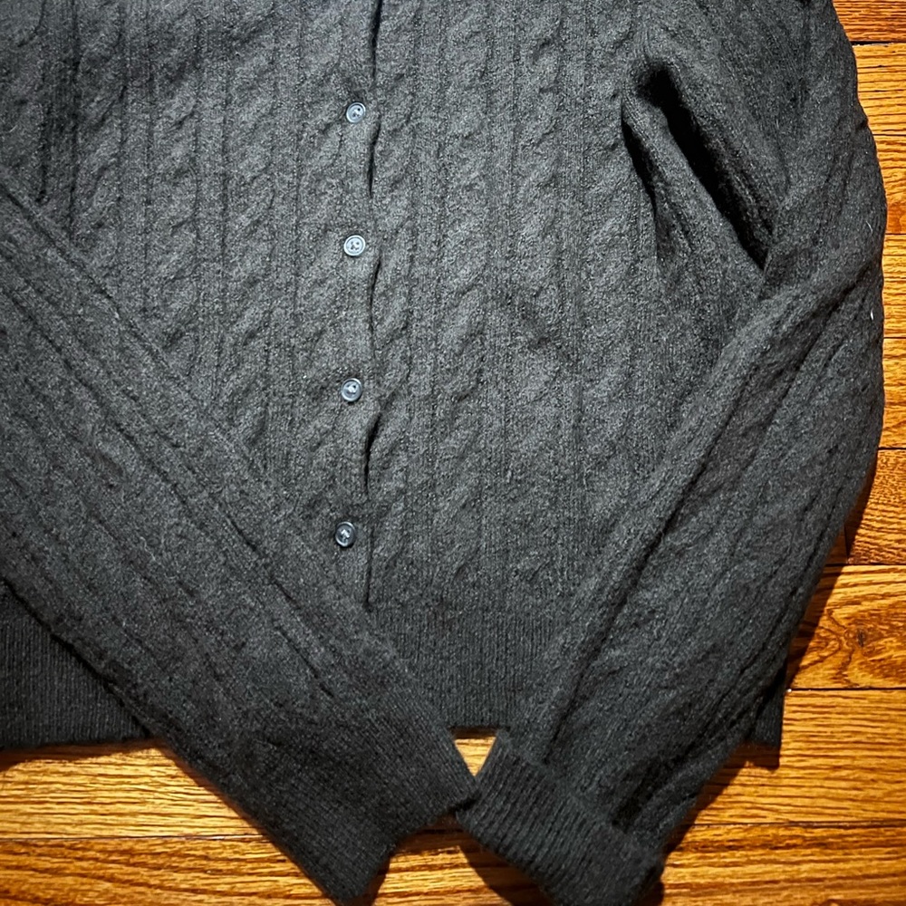 H&M Cable Cardigan - Picture 5 of 6